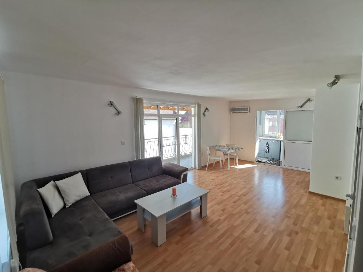 Ferienwohnung 4Th Floor Burgas City Exterior foto