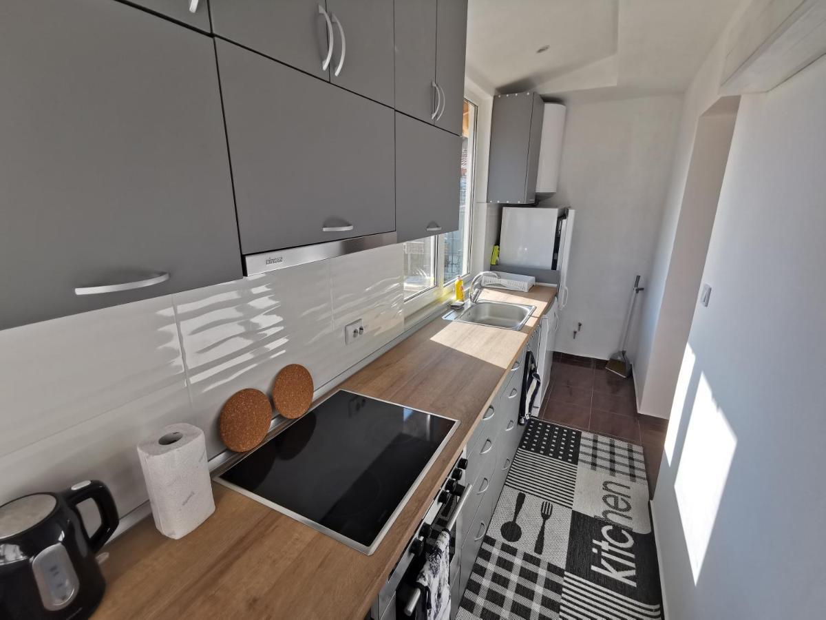 Ferienwohnung 4Th Floor Burgas City Exterior foto